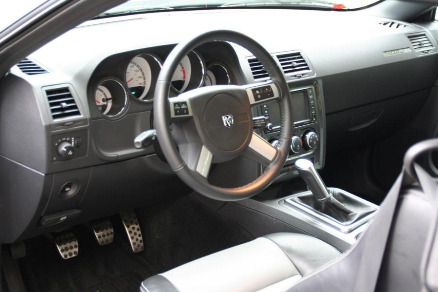  Dodge Challenger R/T 2008 года  (фото 97 из 139)
